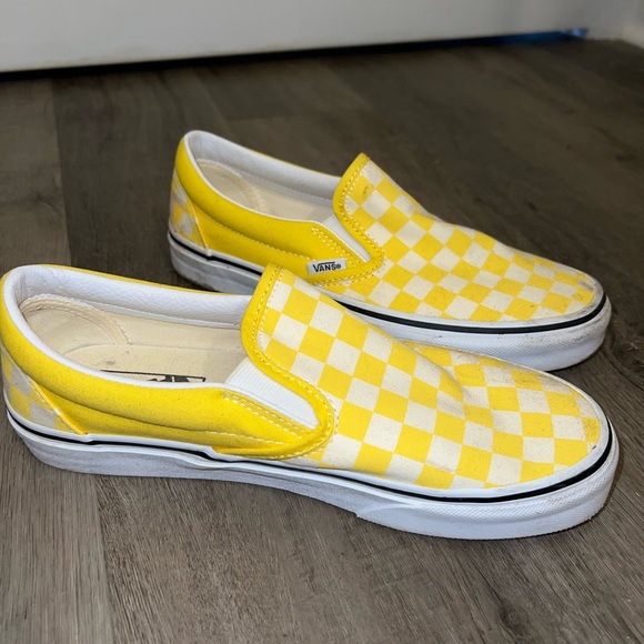 Women’s Checkered Vans - Picture 5 of 5